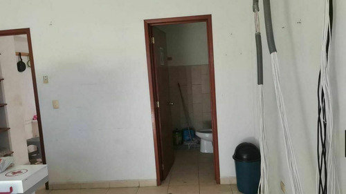 Imagen 5 de 10 de Venta De Bodega En Sm 240 Cancun Con 350m2