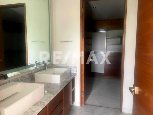 Estrena Casa En Conjunto De 4 Casas En Lomas De Tecamachalco
