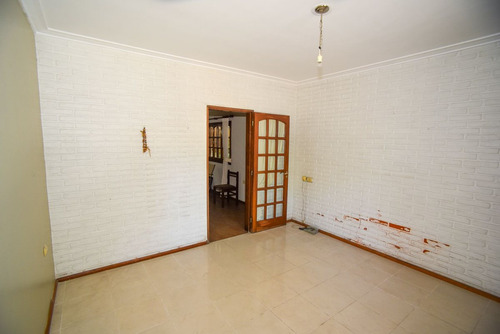 Venta De Casa Macrocentro 3 Dor, 2 Cocheras