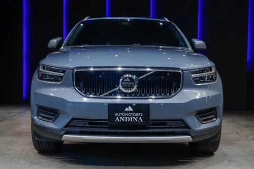 Volvo XC40 T4 Momentum 2.0