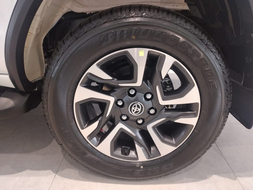 Toyota SW4 Toyota SW4 SRX Platinum 2.8 Turbodiesel 4x4 (Aut.) (7 Lugares)