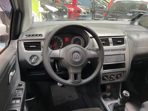 Volkswagen Fox Mi Highline 1.6 2014 Branco 4p