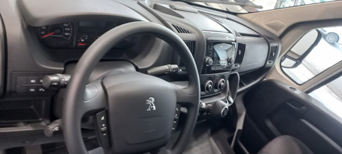 Imagen 9 de 15 de Peugeot Boxer Preminm 2.2 Chasis