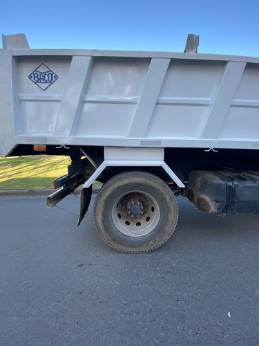 Imagen 15 de 15 de Ford Cargo 1517 Camion Volcador