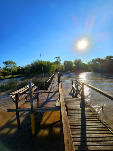 Casa / Cabaña En La Isla Para 2 Personas. Delta De Tigre