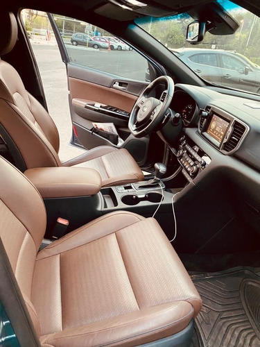 Imagen 9 de 11 de Kia Sportage Sxl