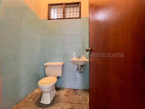 Tu Local Comercial En La Victoria, Centro Calle Paez. Ljsa 25-12775