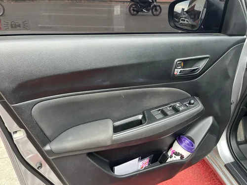 Suzuki Swift DZIRE 1.2 AT
