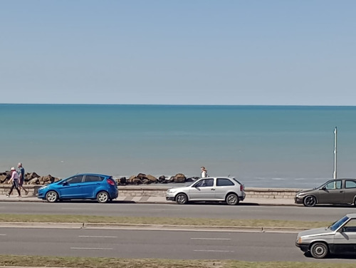 Venta Departamento 3 Ambientes, Frente Al Mar Con Cochera Y Baulera