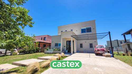 Casa En Venta En El Canton Golf