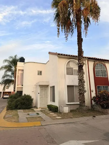 Casa En Venta En Los Olivos Tlaquepaque - Coto Olmo 146 - foto 1