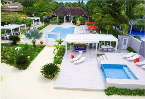 Villa De Lujos En Bayahibe Con Club De Playa Y A Minutos De Playa Dominicus Con Piscina