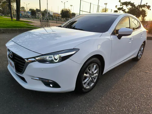 Mazda 3 2.0 Touring
