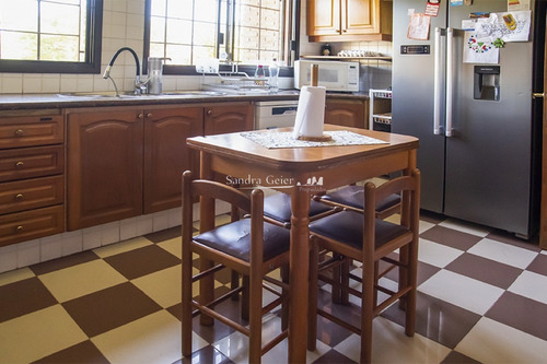 Gran Casa En Venta Zona Cantegril- Ref: 1297