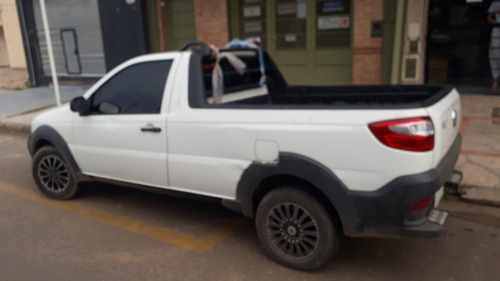 Fiat Strada 1.4 Working Aa 2017