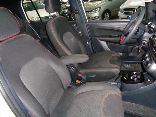Fiat Uno 1.3 Sporting Dualogic Aut.