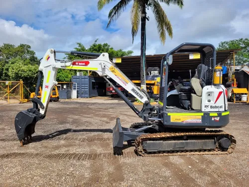 Miniexcavadora Bobcat E42 Modelo 2013
