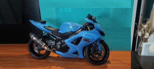 Imagen 7 de 17 de Suzuki Gsx 1000 Puntomoto