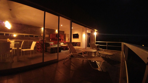 Imagen 6 de 14 de Manantiales, El Chorro, Punta Del Este, Vista Al Mar