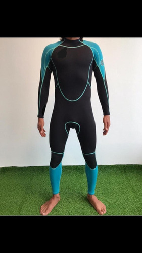 Wetsuits / Trajes De Natacion En Aguas Abiertas O Surf