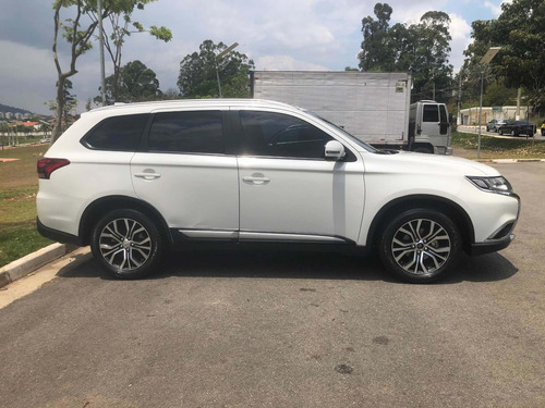 Mitsubishi Outlander 2.2 4wd 5p 2017