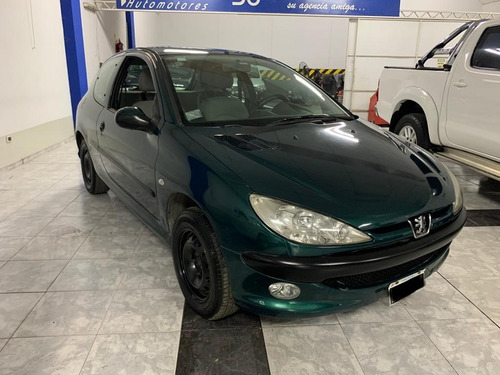 Peugeot 206 Xr Premium 3p 2005 C/gnc