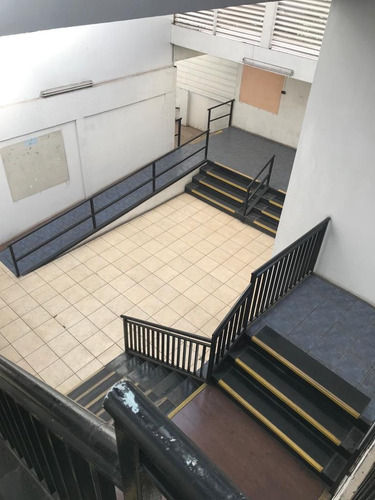 Se Vende Gran Construcción, Ideal Centro Medico, Oficinas,