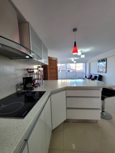 Imagen 9 de 15 de Excelente Apartamento Vacacional Edificio Vicenzo Costa Azul A Pocos Metros Del Centro Comercial La Vela