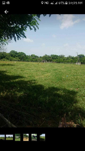 Te Vendo Terreno En La Avenida Independencia.