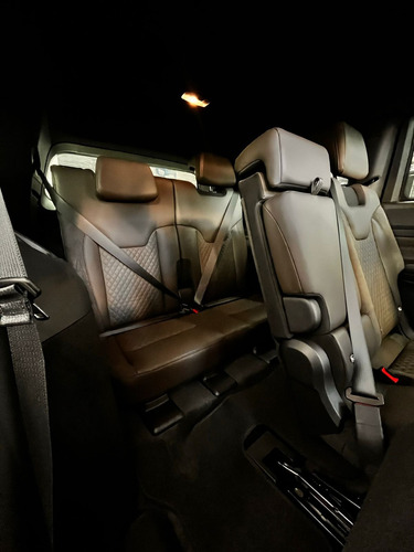 Jeep Commander OVERLAND 2.0T GME AT 4X4