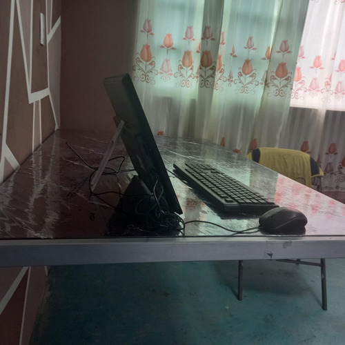 Computadora De Escritorio Todo En 1 (todo En 1 ) (Usado)