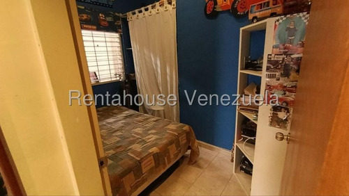 Edel Vargas Vende Bella Casa En Urbanismo Privado Cabudare