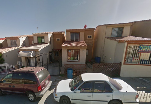 Sg- Casa En Recuepracion Bancaria En Av Ruiz, Los Encinos , Ensenada, Baja California.