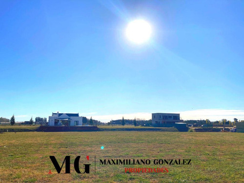 Imagen 2 de 14 de Lote Al Lago En Venta - Los Talas , Canning