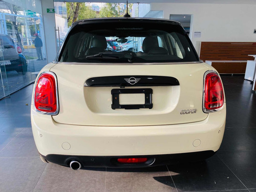 Imagen 5 de 12 de Mini Cooper 2019 1.5 Chili 5 Puertas At