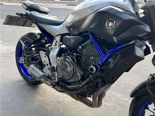 Imagem 6 de 9 de Yamaha Mt-07 Abs