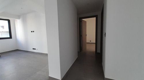 Departamento De 3 Ambientes A Estrenar En Flores.