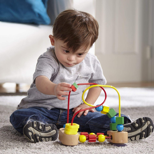 Melissa & Doug Laberinto Didáctico Con Cuentas Para Bebé