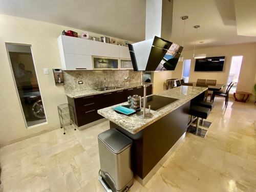 Imagen 9 de 30 de Av-719 Zona Norte Townhouse En Oasis Garden Fuerzas Armadas