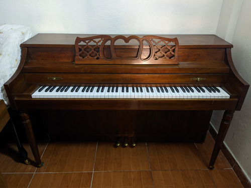 Kimball Piano Semi-nuevo