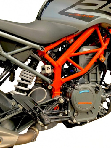 Protector De Bomba Trasera Ktm Duke 200 250 390 Accesorios