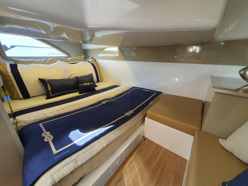 Lancha Triton Flyer 38 Ht - 2023