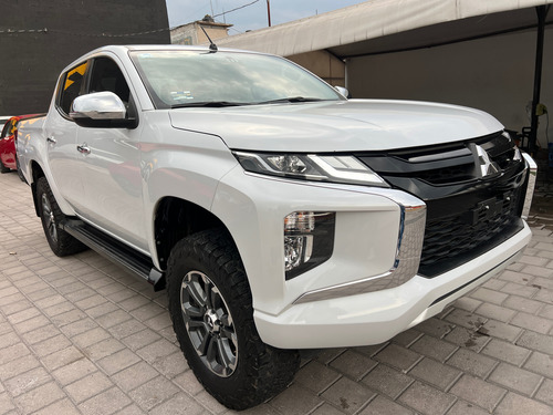 Mitsubishi L200 2.5 Di-D Cabina Doble 4X4 At