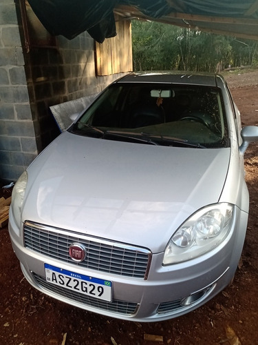 Fiat Linea 2010 1.9 16v Hlx Flex 4p