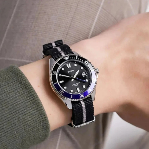 Reloj Casio Mdv-10c-1a2v Hombre - Análogo