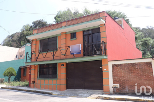 Venta Casa 5 Ambientes Maguellitos