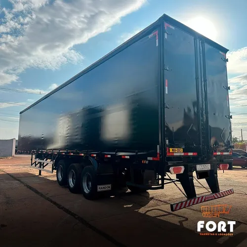 comprar Carreta Baú Sider 2011 (com Pneus)