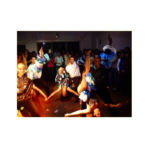 Show De Salsa O Cuerda De Tambores Animación Fiestas Baile