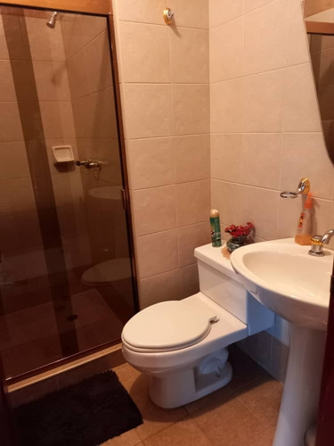 Imagen 6 de 27 de Fernando Perez Alquila Exclusivo Apartamento En Los Mangos Valencia Res Avignon