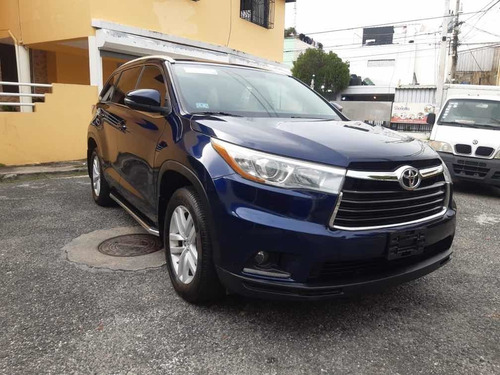 Imagen 2 de 11 de Toyota Highlander Le 2015
